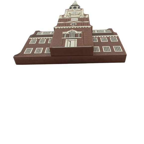 Shelia Independence Hall Wood Shelf Sitter 1990 Made in the USA Retired - Picture 3 of 8